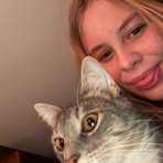 Violet Wright - Facebook