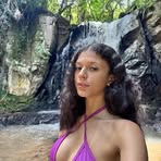 Vitoria Maturo - Facebook