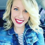 Vivian Beach - @vivi.an3844 - Instagram