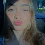 viv - @vivian_robertts - Instagram