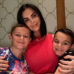 Vivian Decker - @viviandecker19900 - Instagram
