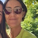 Vivien Burrows Carre - @viviencarre - Instagram