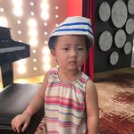 Vivienne Wang - @minghui.wang.79 - Instagram