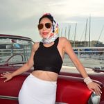 Vivienne Wang - @viviennewwang - Instagram