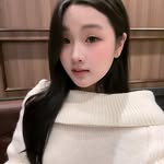 Lê Tường Vy - @vytuong_v - Instagram