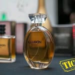 Wade Simon - @wade.simon.90 - Instagram