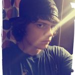 Vinny Wade Vasquez - @vinny.wade98 - Instagram