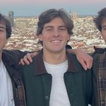 @wade.wallace - Instagram