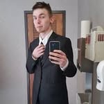 Walker Reynolds - @wylliamlyons - Instagram