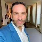 Wallace Hansen - Facebook