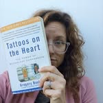 Lindsy Wallace - @the.wallace.reads - Instagram