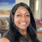 LuWanna Wallace-Simmons - @theladyflameofrealestate - Instagram