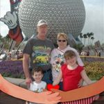 Linda Wallace Skinner - @goofy1012 - Instagram
