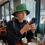 lizie - @wallisdaystan - Instagram