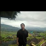 BOY RIANTORO - @wallychenboy50 - Instagram