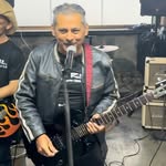 Howard Sanchez - @walterrockandrolla - Instagram