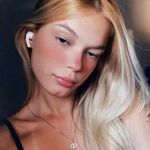 Wanda Andrade - @wandaandrade_ - Instagram