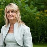 Wanda Devine - @devinewanda - Instagram