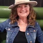 Wanda Featherstone - @wandafeathet - Instagram