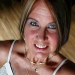 Sharon Wanda - @wandasharon - Instagram