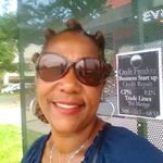 Jean Washington - @wanda_smiley - Instagram
