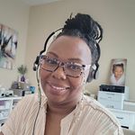 Wanda Smiley-Brooks - @ms_elle_brooks - Instagram