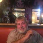 Warren Fox - @warren.fox.75470 - Instagram