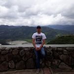 Warren Martinez - @warren.martinez.3 - Instagram
