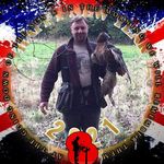 Wayne Beattie - @queenie_the_redtail - Instagram