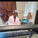 Wayne Brock - @wayne.brock.9041 - Instagram