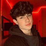 Wayne Hayden - @wayne.hayden.7773 - Instagram