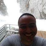 Wayne Herrera - @bzeanalex - Instagram