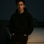 Wayne Jones - @v8s.and.heartbreaks - Instagram