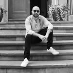 Wayne Lennon - Photographer and video strategy - @wlennonbts - Instagram