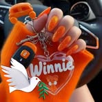 Lorian Winnie - Facebook