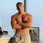 𝐖𝐚𝐲𝐧𝐞 𝐖𝐚𝐥𝐬𝐡 - @decentquallie - Instagram