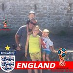 Wayne Yates - @wayneyates293 - Instagram