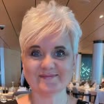 Wendy Fields - @crazy4flowers_cards - Instagram