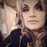Wendi Walker - @silverselene68 - Instagram
