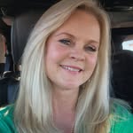 Wendy Lee Dickey - @redroseythejeep - Instagram