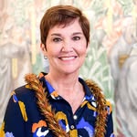 Wendy Hensel - @uhpresident - Instagram