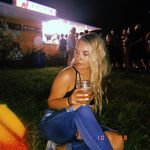 Wendy Knowles - @wendyknowles27 - Instagram