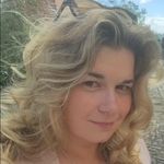 Wendy Koch - @wendy.koch.98 - Instagram
