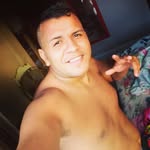 wesley bee - @wesley.bee - Instagram