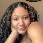 Whitney Benjamin - @whitneysspams - Instagram
