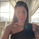 Julia Whitney Blunt - @emevella - Instagram