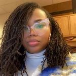 Whitney - @whitneyreadsblack - Instagram