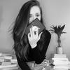 Whitney 📚 - @whitneyreadsromance - TikTok