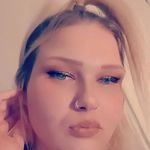 @whitney.reyes.5261 - Instagram