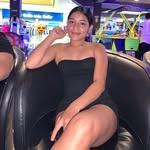 Whitney Reyes - @whit_ney1818 - Instagram